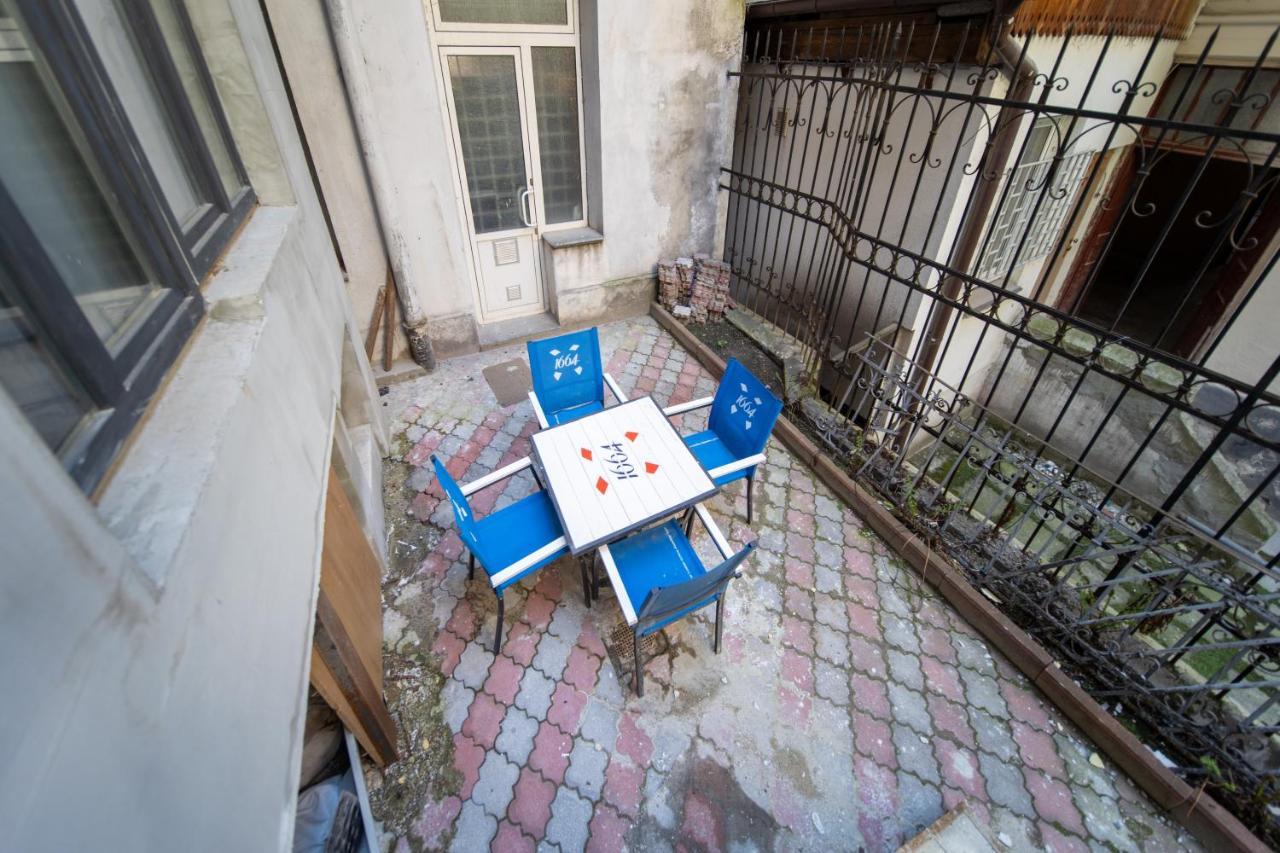 Lesi Apartment With Terrace Lviv Dış mekan fotoğraf